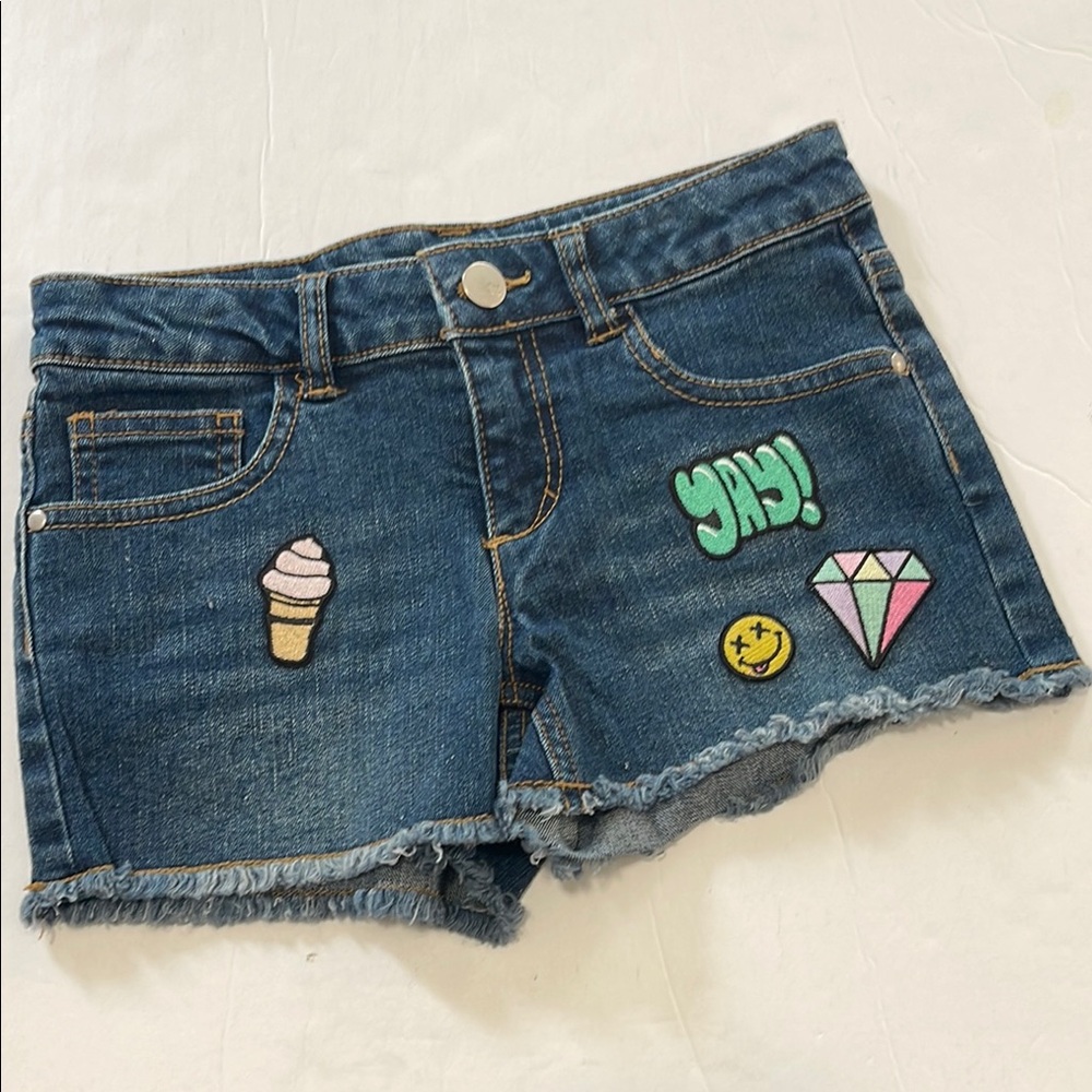 Total Girl Kids Blue Denim Shorts with Fun Patches & elastic in waist Size 10
